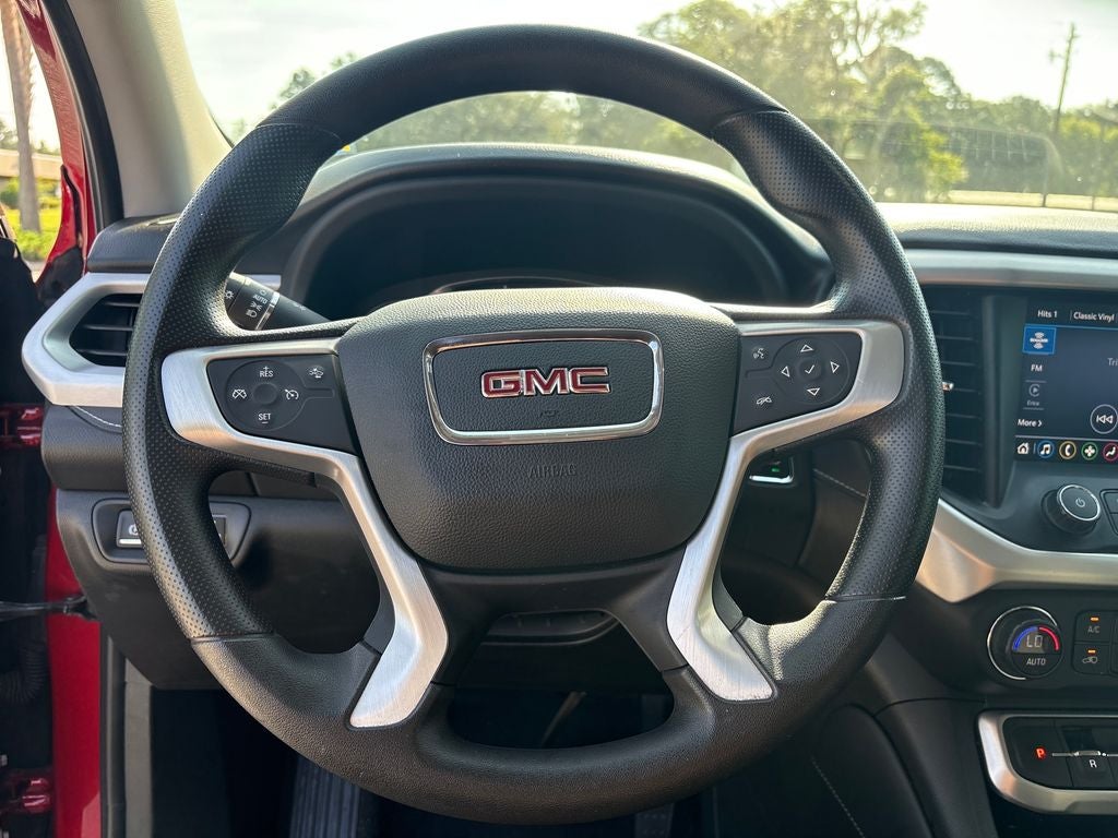 2022 GMC Acadia SLE