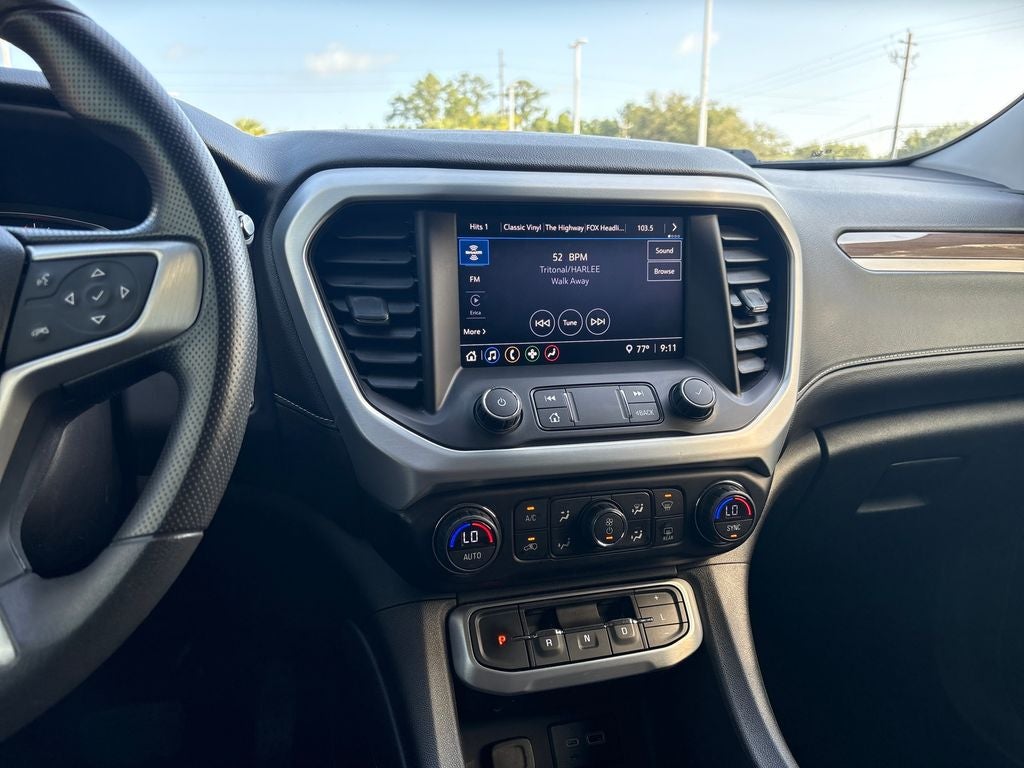 2022 GMC Acadia SLE