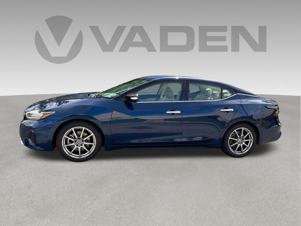 2023 Nissan Maxima SV