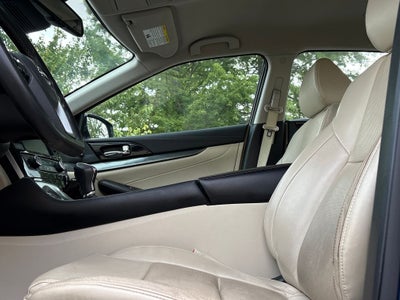 2023 Nissan Maxima SV