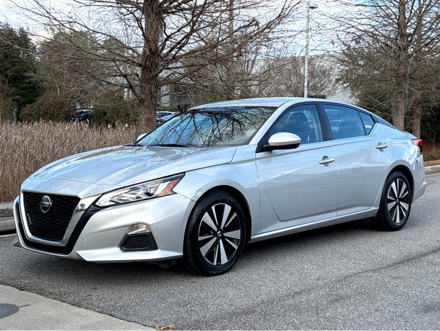 2022 Nissan Altima 2.5 SV