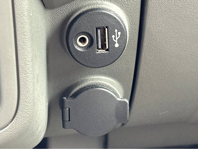 2018 Nissan Frontier SV V6