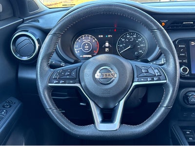 2021 Nissan Kicks SR