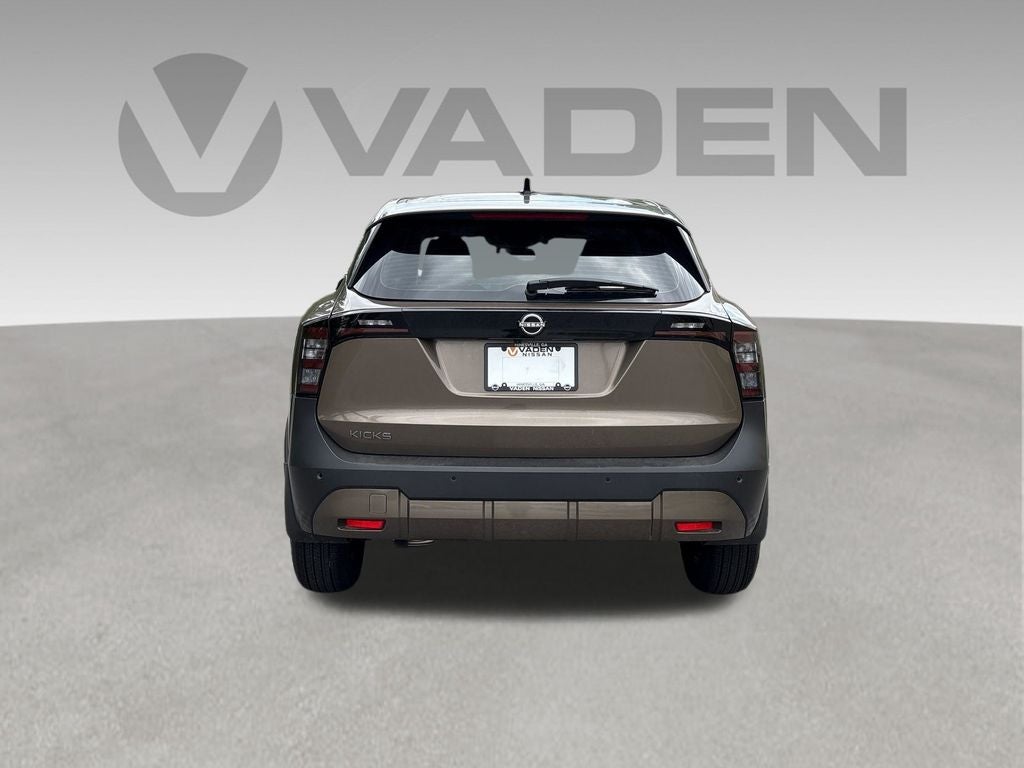 2026 Nissan Kicks S