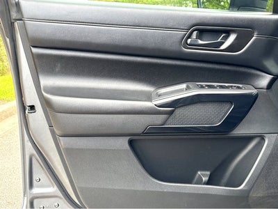 2024 Nissan Pathfinder S