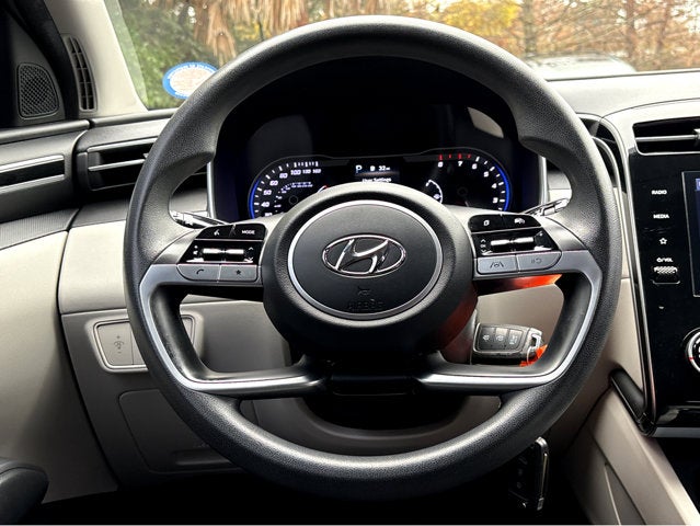 2022 Hyundai TUCSON SE