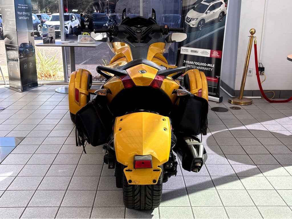 2014 Can Am Spyder Base