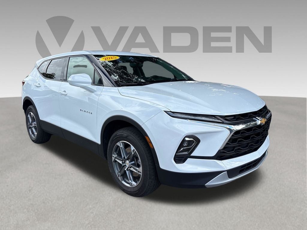 2025 Chevrolet Blazer LT