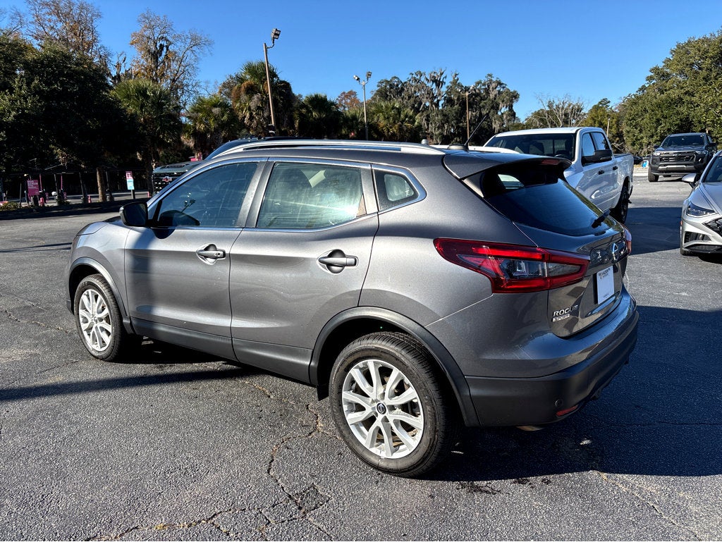 2022 Nissan Rogue Sport SV