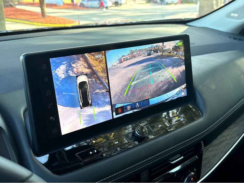 2025 Nissan Rogue Platinum