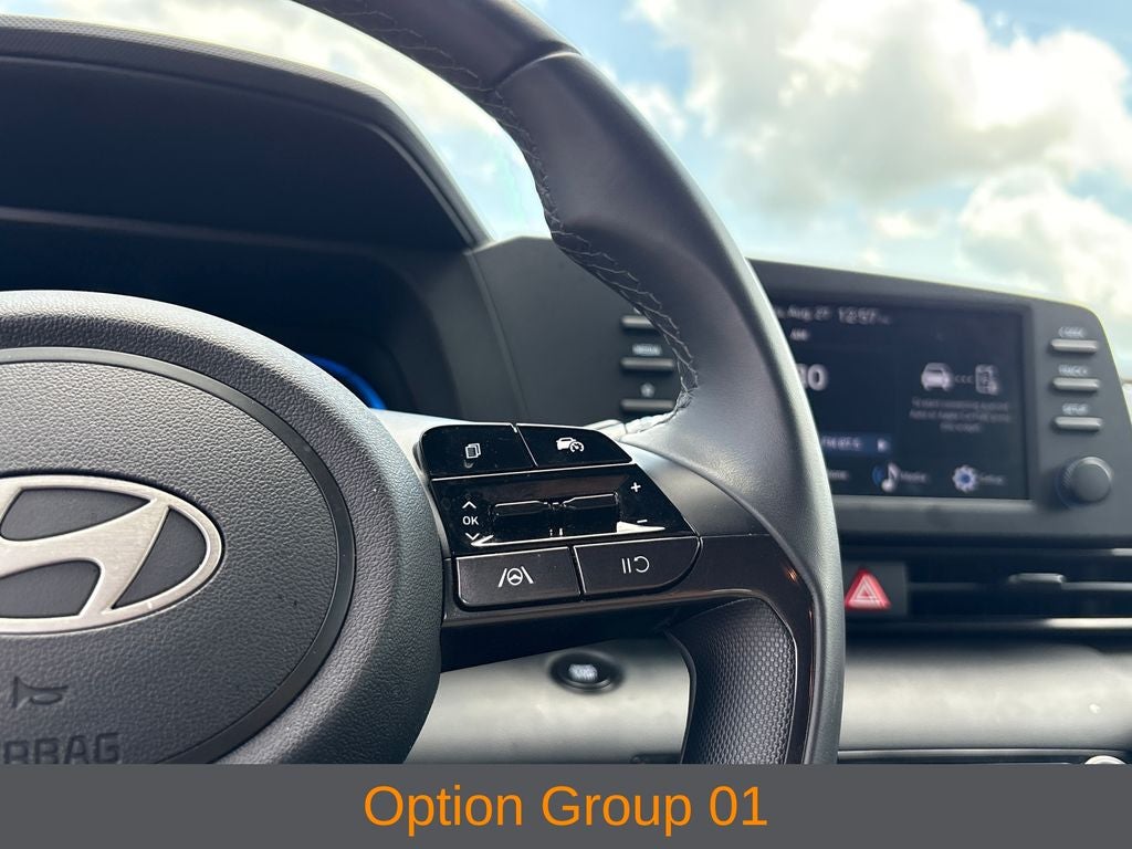 2025 Hyundai ELANTRA SEL Sport