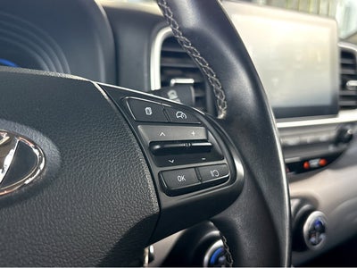 2023 Hyundai VENUE SEL