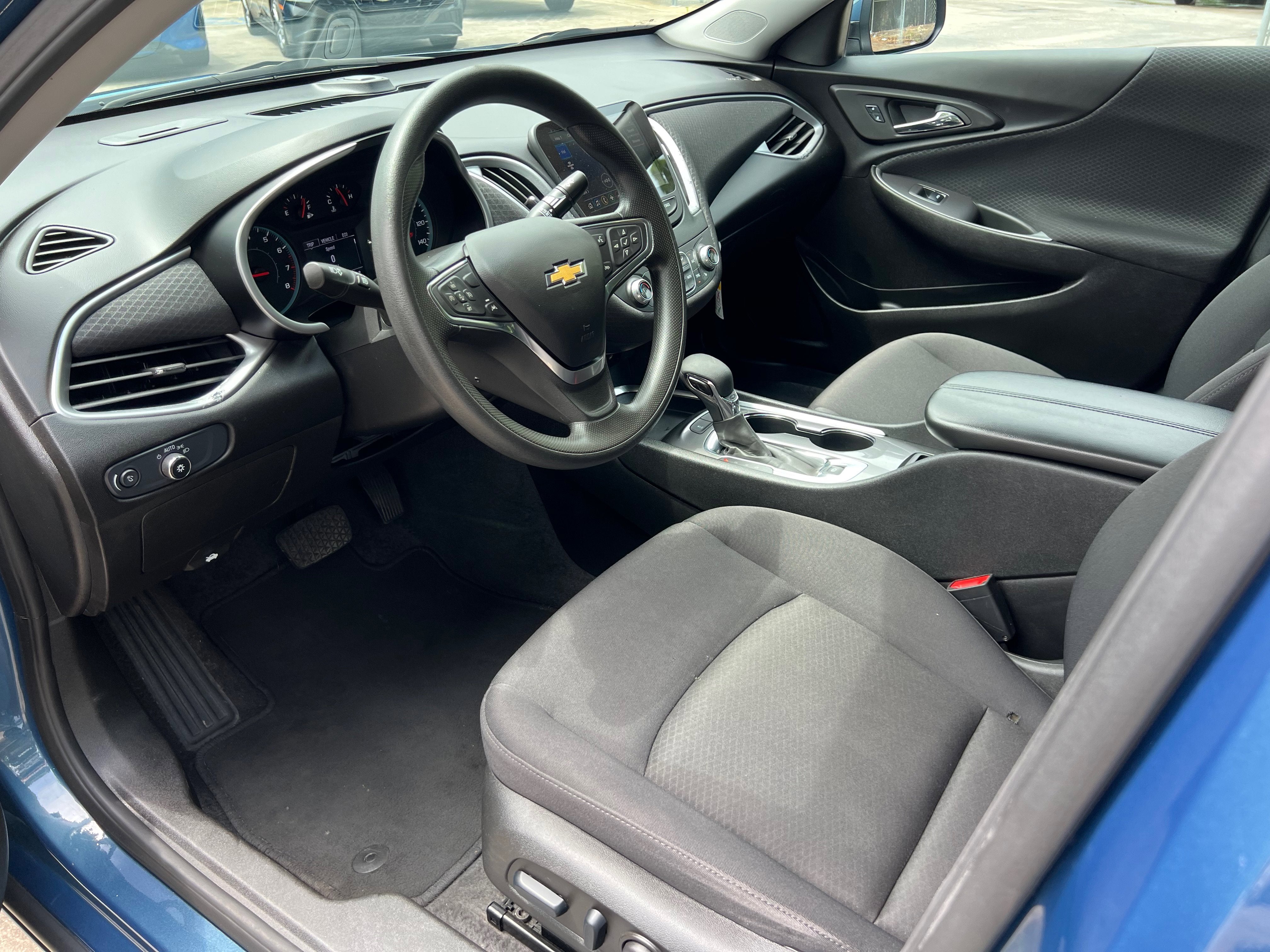2025 Chevrolet Malibu LT