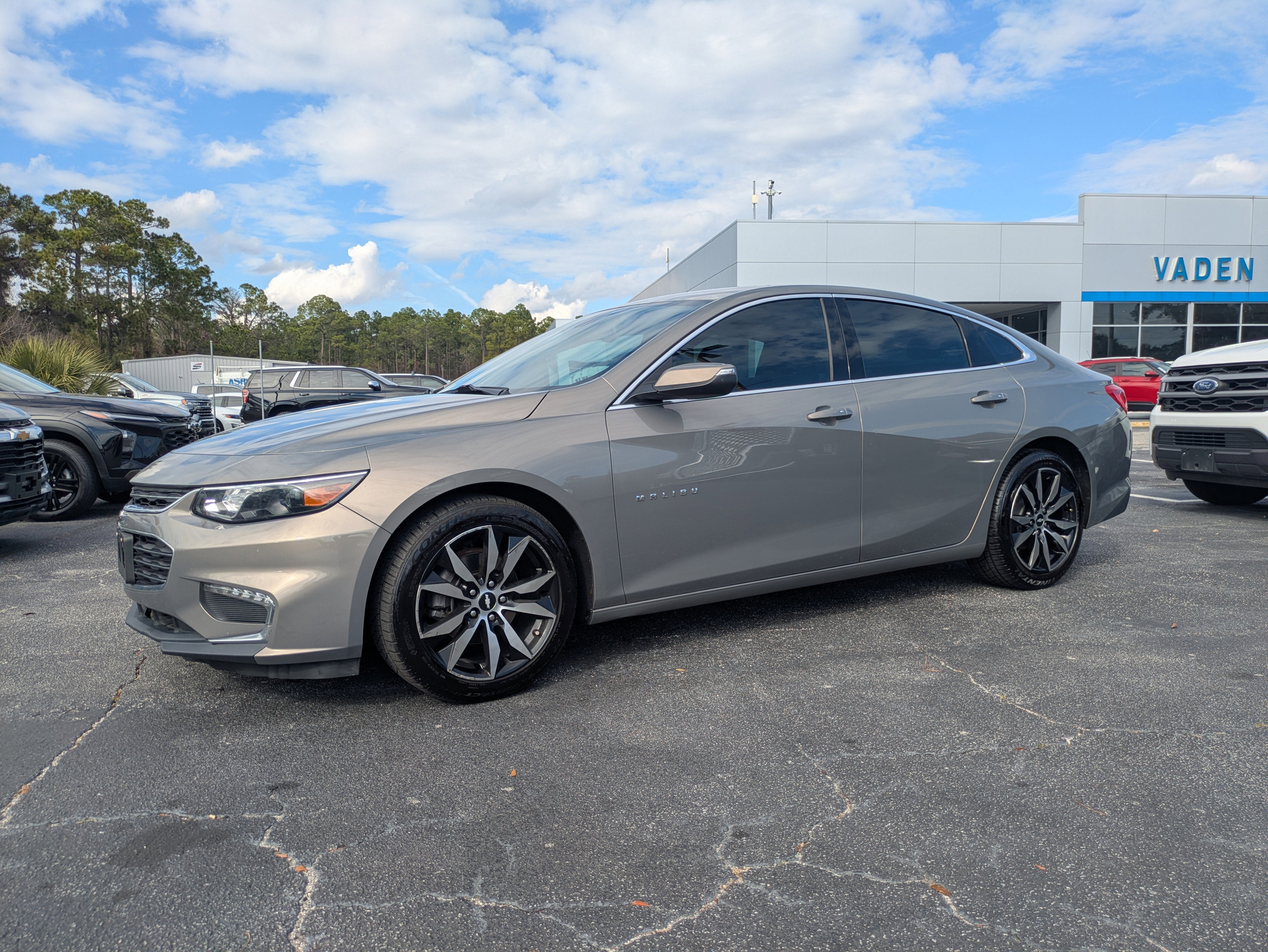 2017 Chevrolet Malibu 1LT
