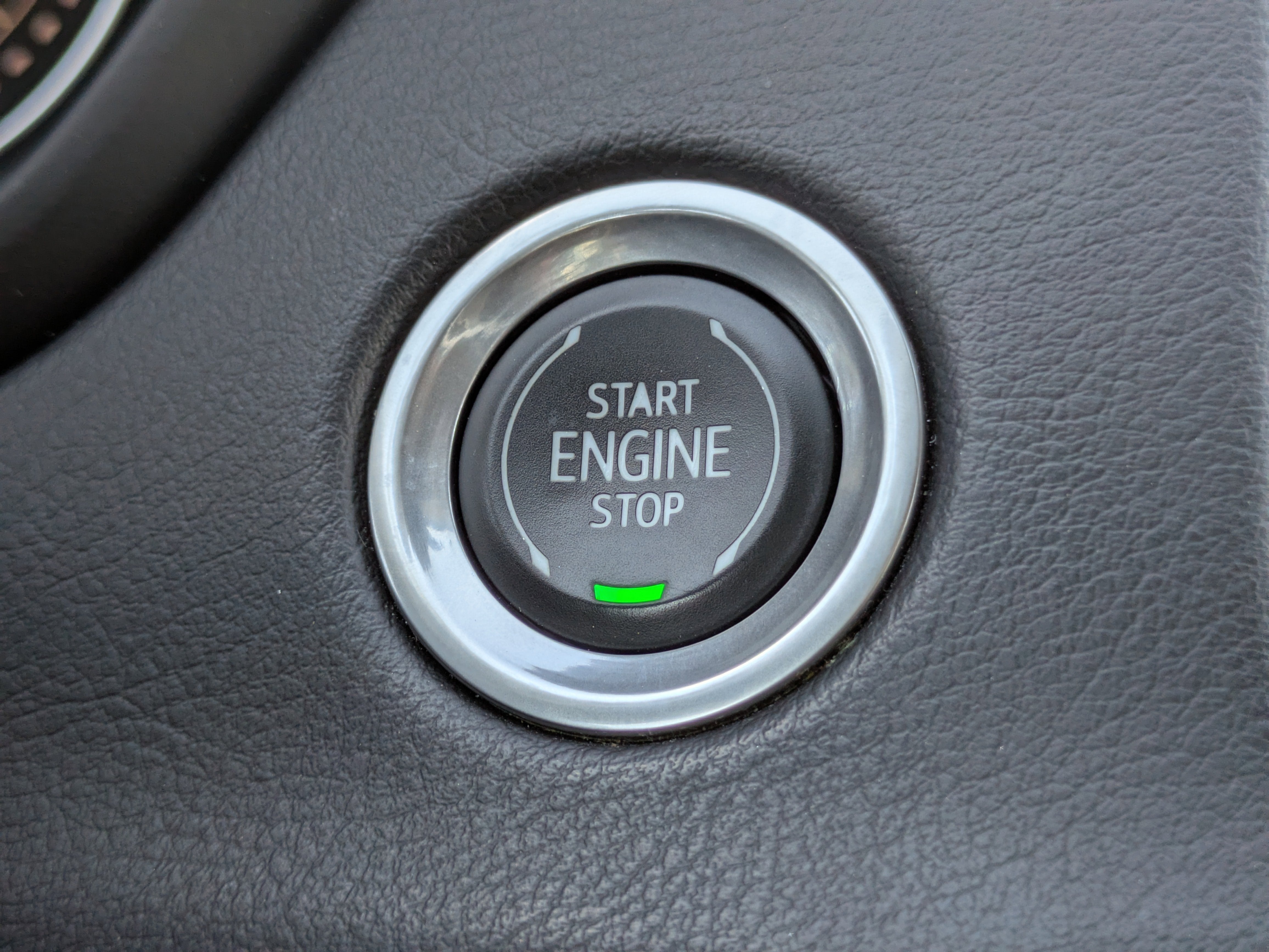 2023 Cadillac XT4 FWD Luxury