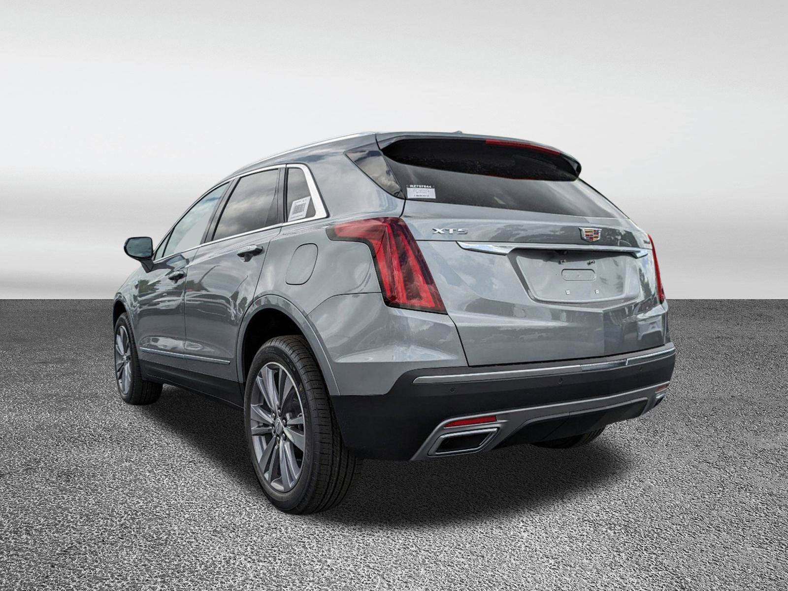 2024 Cadillac XT5 FWD Premium Luxury