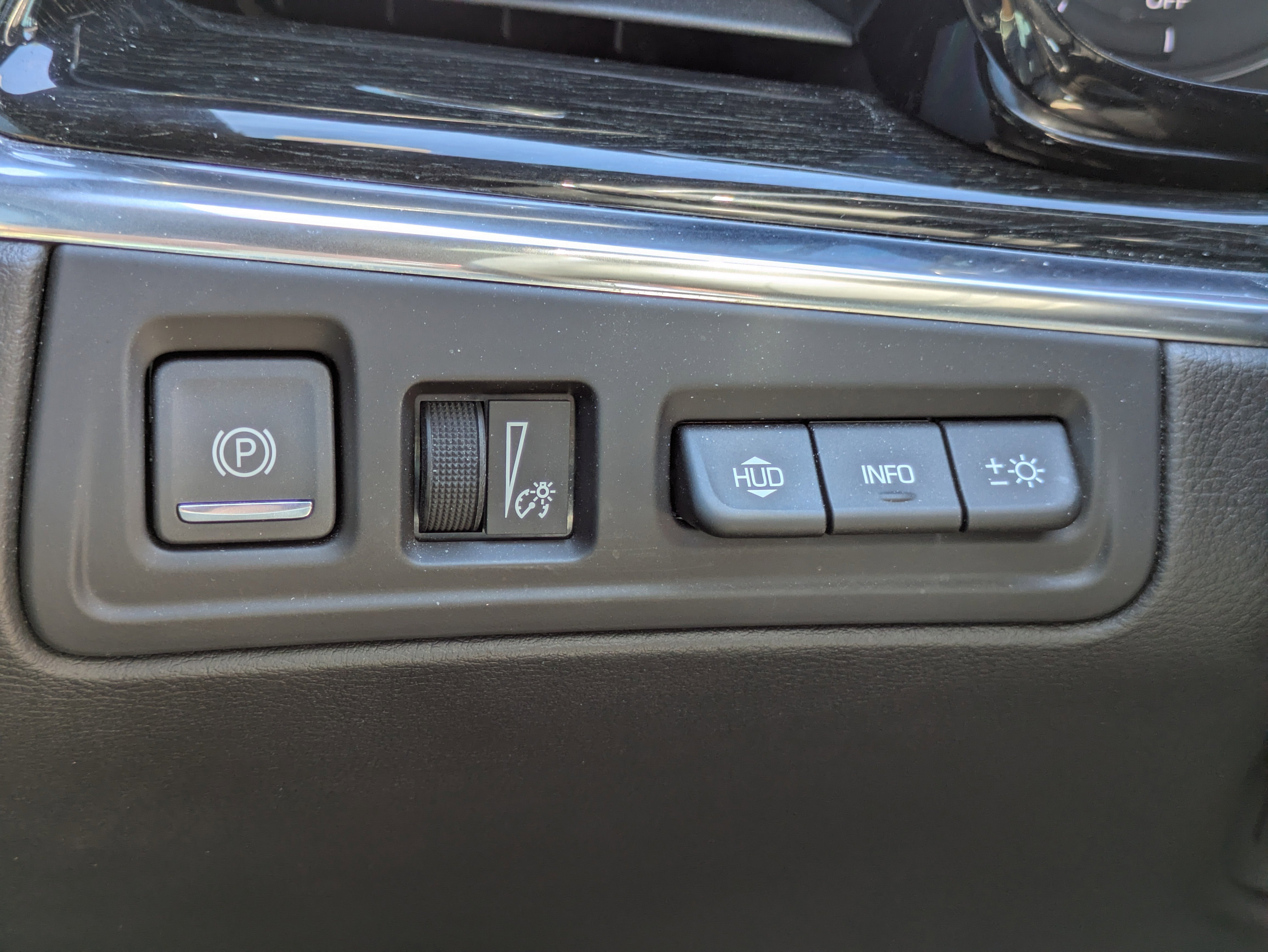 2020 Cadillac XT5 Premium Luxury FWD