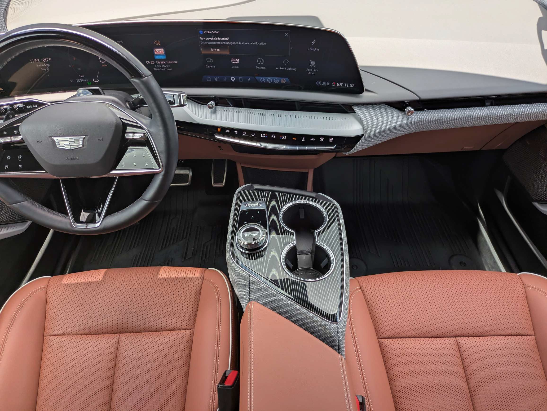2025 Cadillac OPTIQ Luxury