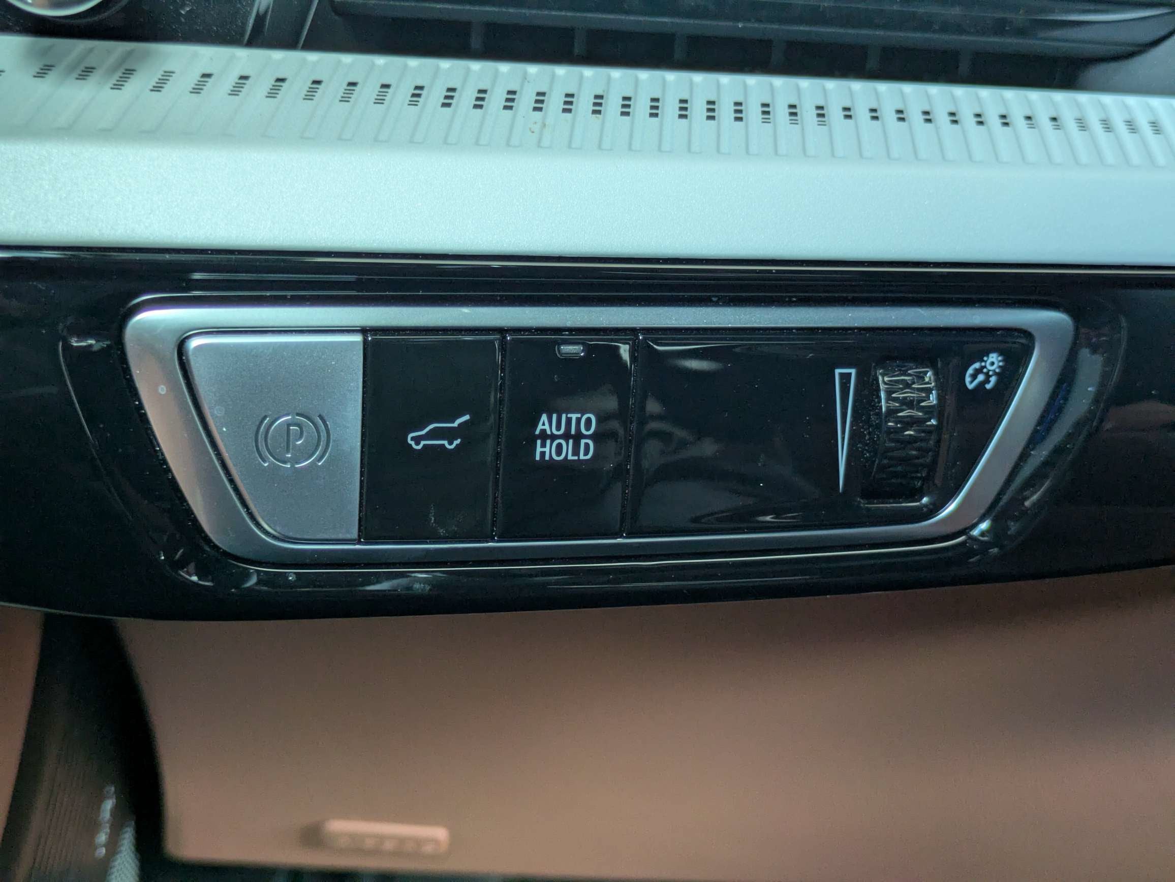 2025 Cadillac OPTIQ Luxury