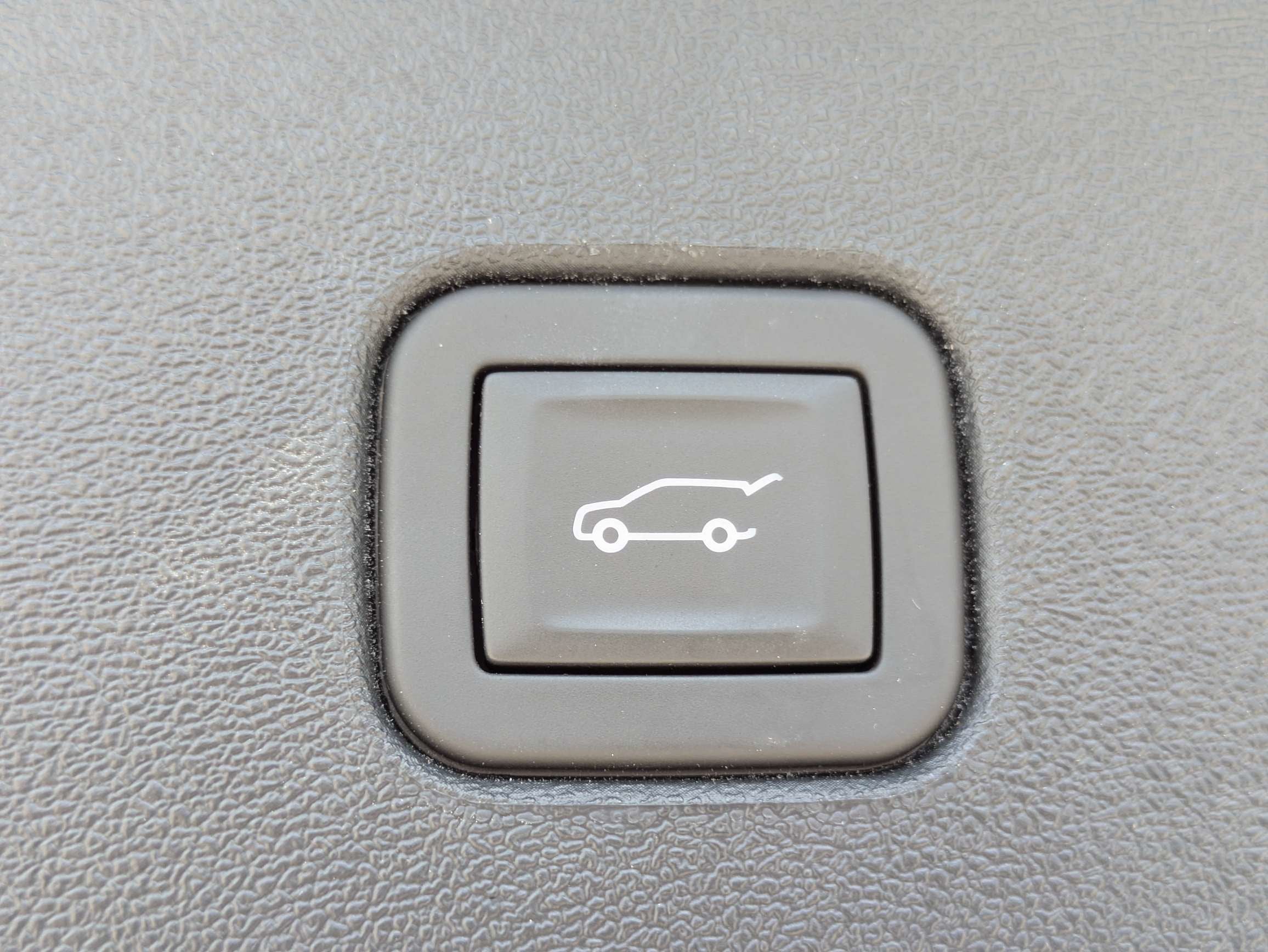 2025 Cadillac OPTIQ Luxury