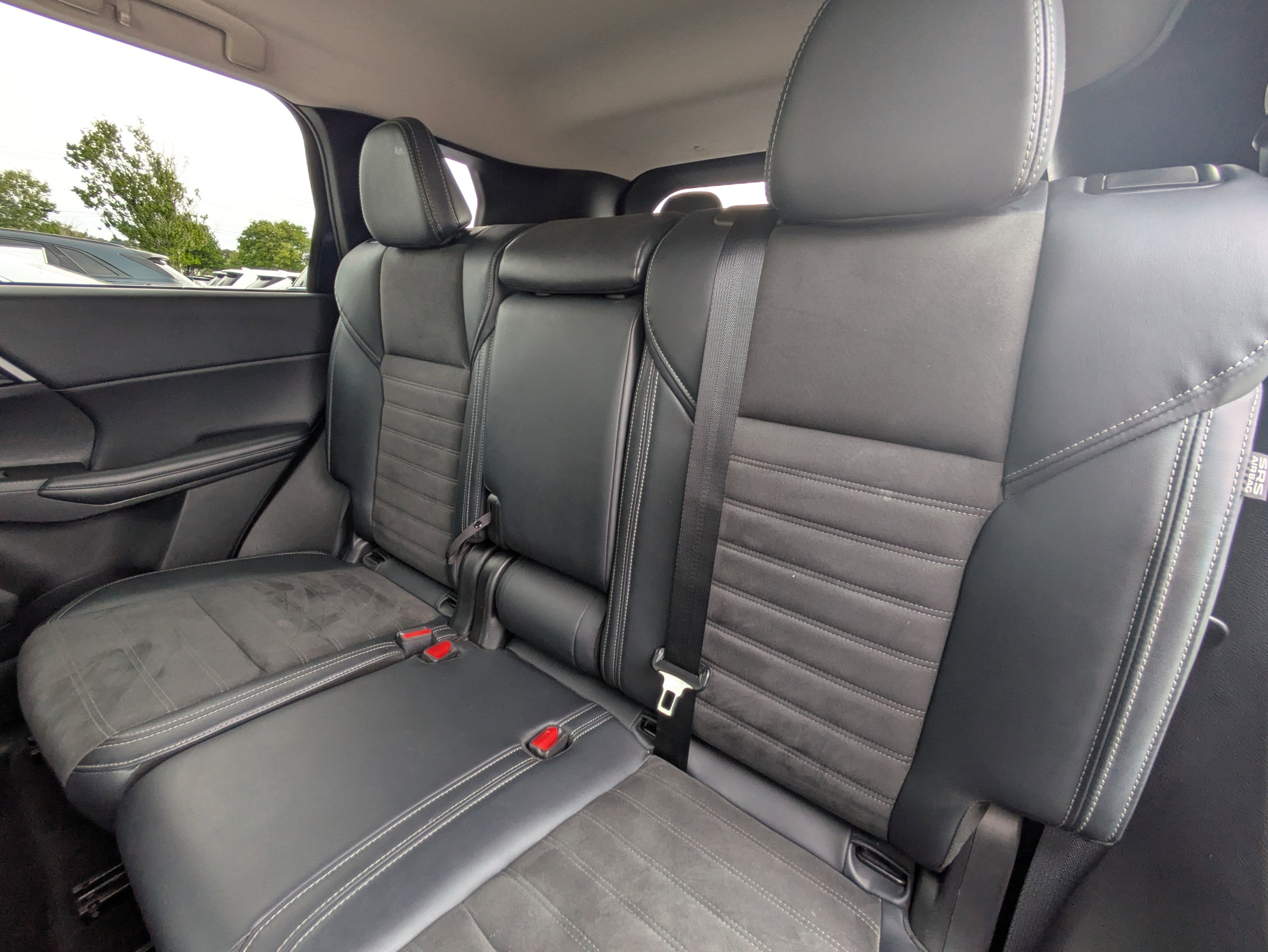 2024 Mitsubishi Outlander SE Black Edition