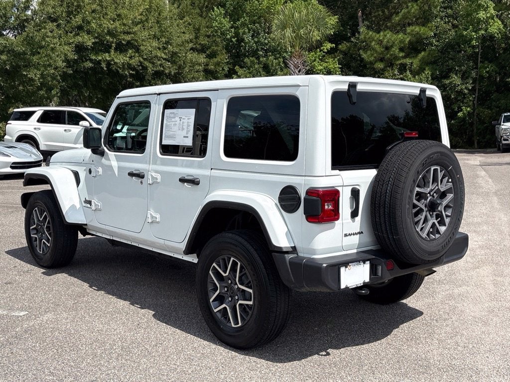 2025 Jeep Wrangler 4-Door Sahara 4x4