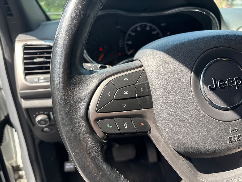 2020 Jeep Grand Cherokee Laredo