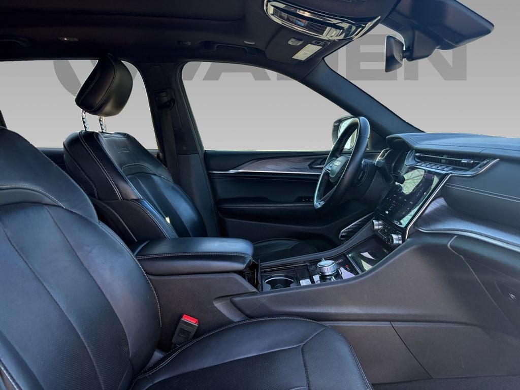 2022 Jeep Grand Cherokee L Overland 4x4