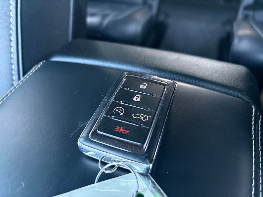 2022 Jeep Grand Cherokee L Overland 4x4