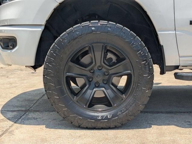 2020 RAM 1500 Big Horn Crew Cab 4x4 5'7' Box