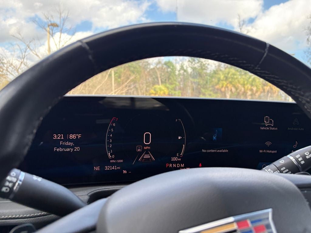 2024 Cadillac XT4 AWD Premium Luxury