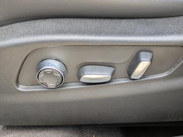 2024 Cadillac XT4 AWD Premium Luxury