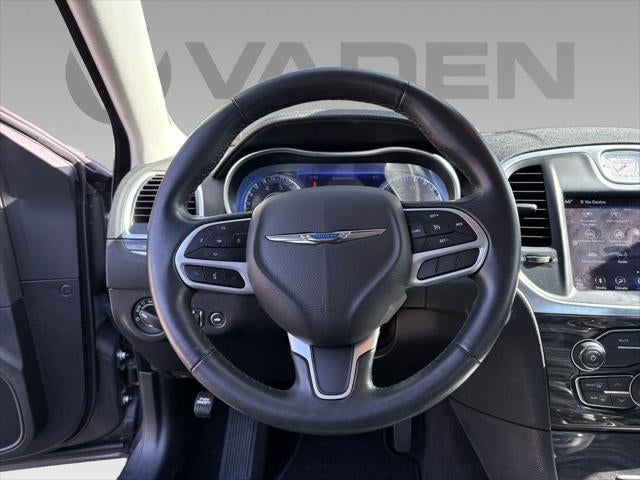 2019 Chrysler 300 Touring