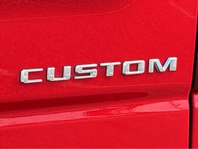 2023 Chevrolet Silverado 1500 4WD Crew Cab Short Bed Custom