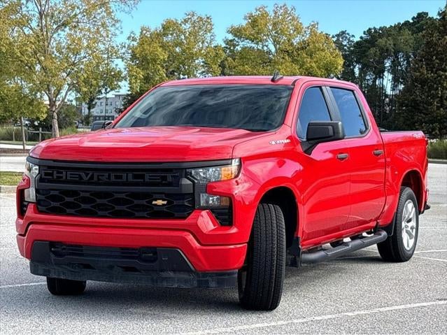 2023 Chevrolet Silverado 1500 4WD Crew Cab Short Bed Custom