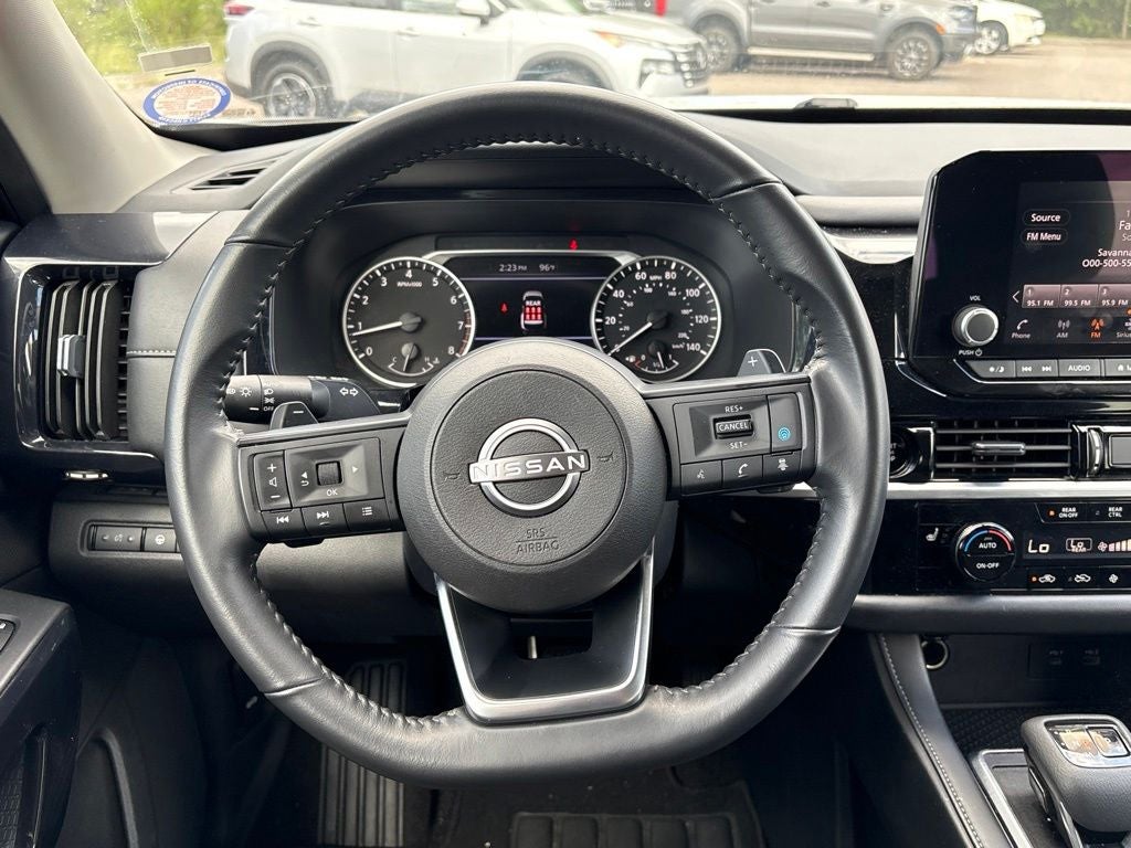 2025 Nissan Pathfinder SV 4WD