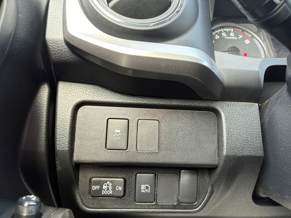 2021 Toyota Tacoma SR5 V6