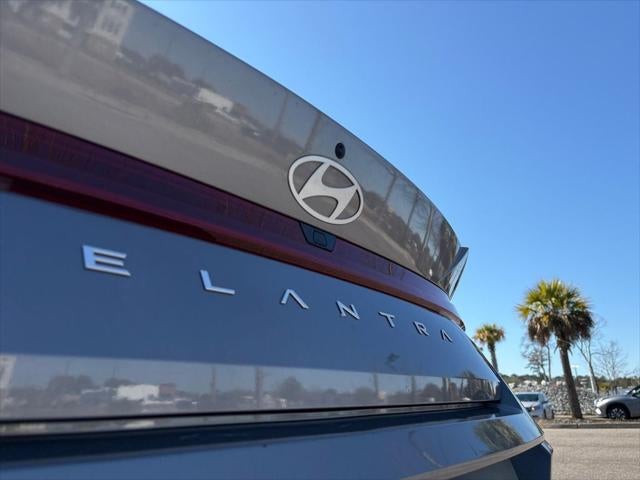 2025 Hyundai ELANTRA SEL Convenience