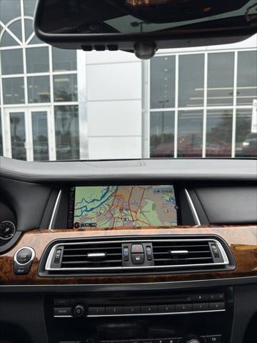 2015 BMW 750Li 750Li