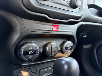 2017 Jeep Renegade Altitude FWD