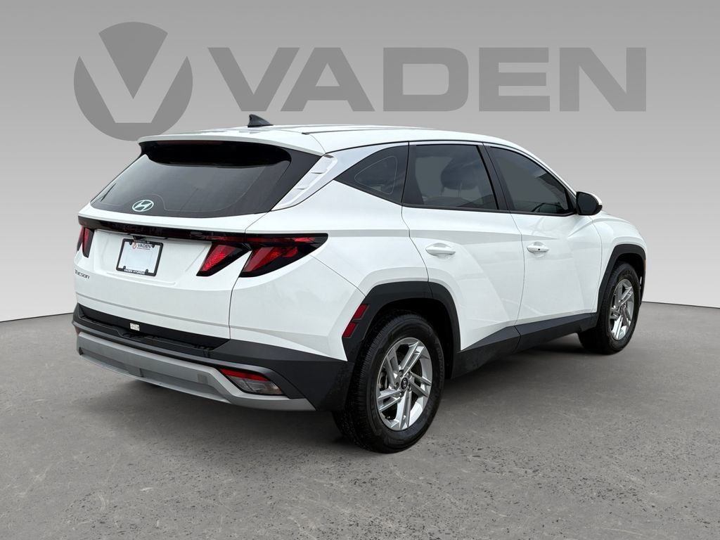 2025 Hyundai TUCSON SE