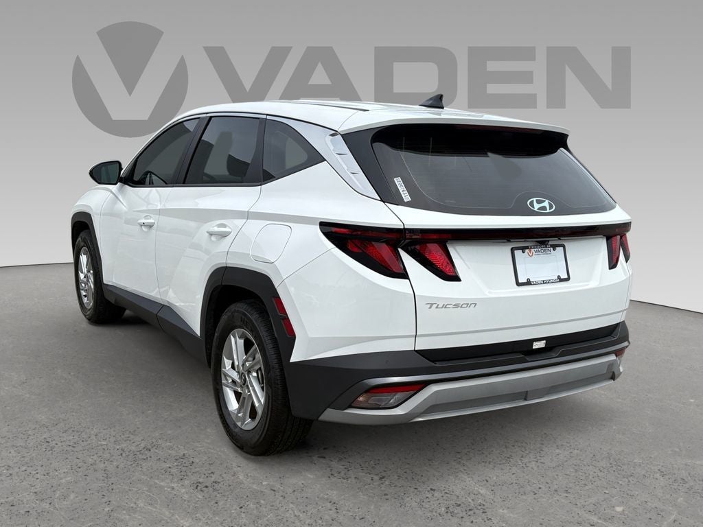 2025 Hyundai TUCSON SE