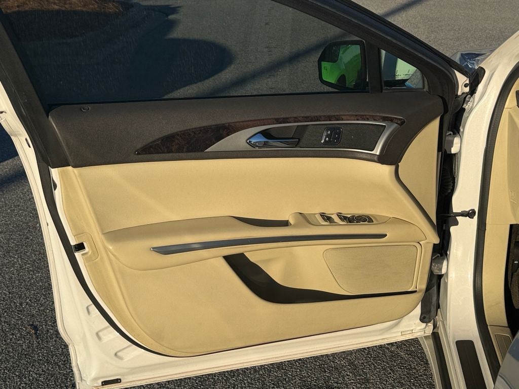 2015 Lincoln MKZ Base