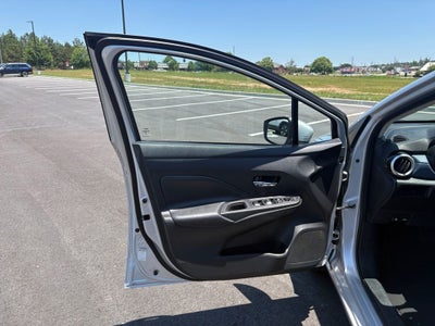 2023 Nissan Versa 1.6 SV