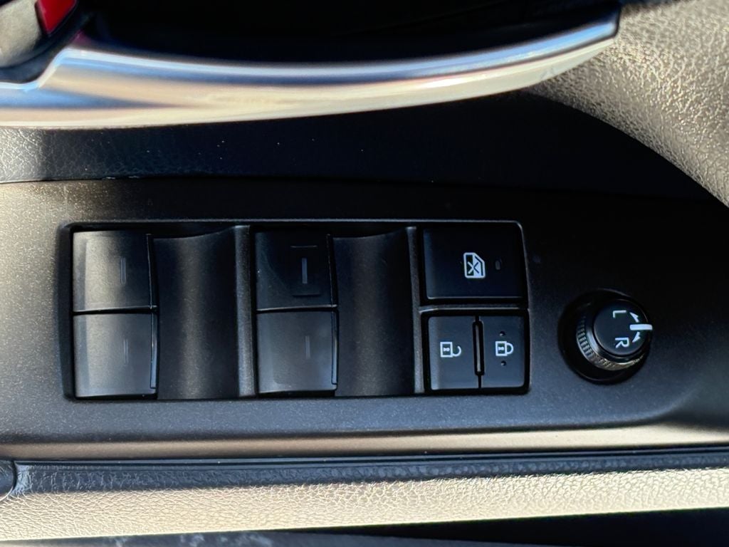 2023 Toyota Camry Hybrid Hybrid LE