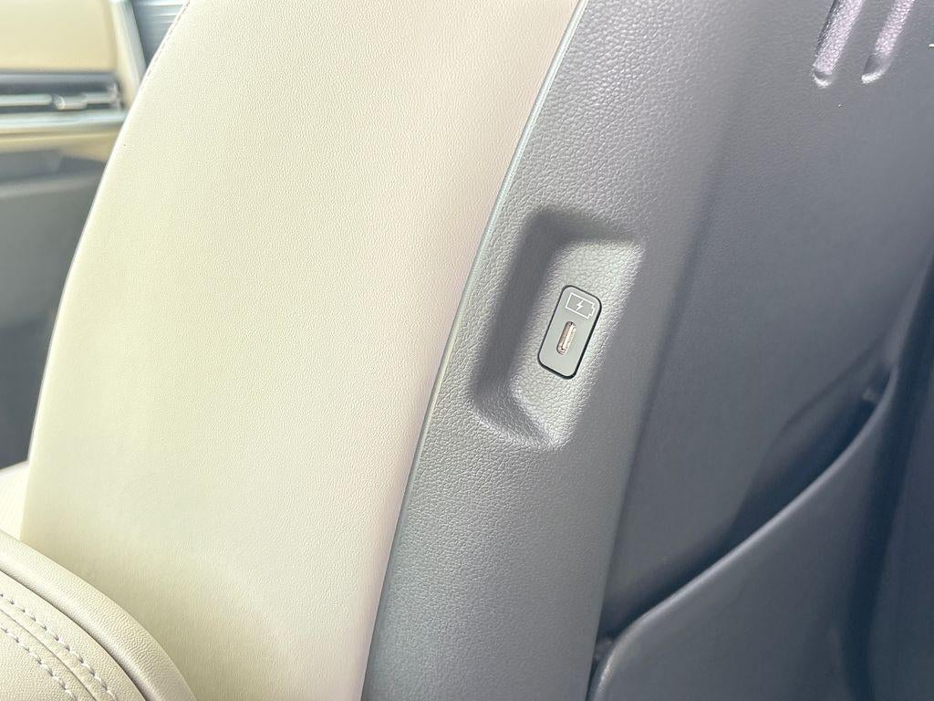 2027 Hyundai SANTA FE SEL FWD