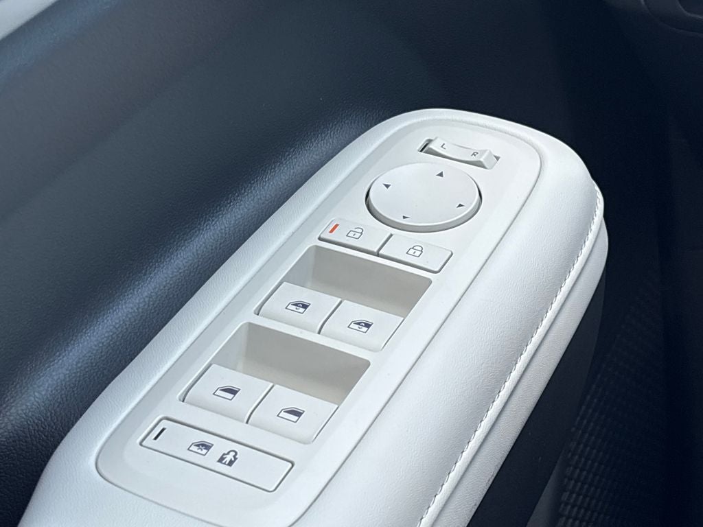2027 Hyundai SANTA FE SEL FWD
