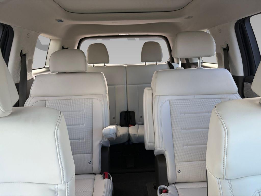 2025 Hyundai SANTA FE Calligraphy FWD