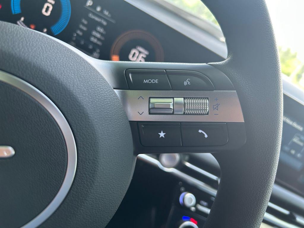 2025 Hyundai SANTA CRUZ SEL FWD