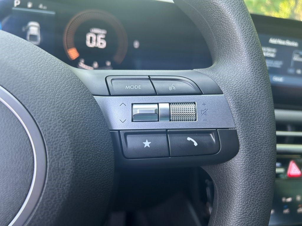 2025 Hyundai SANTA CRUZ SEL Activity